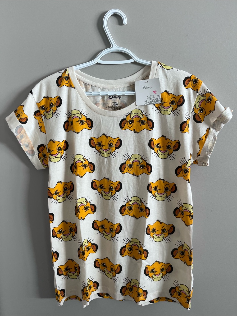 Disney’s The Lion King Simba All Over Print Tee Size Large BNWT